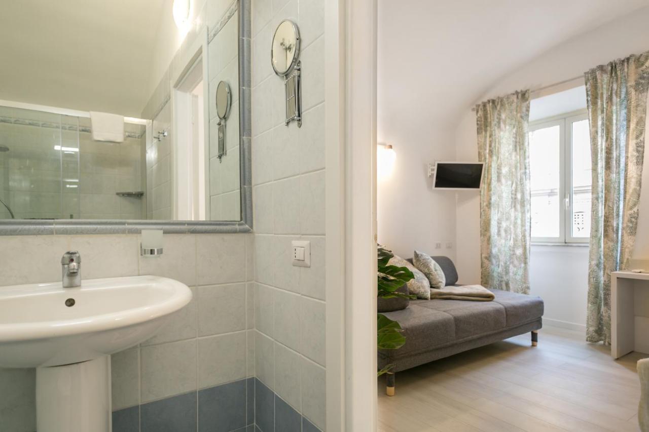 روما White Candia Guesthouse المظهر الخارجي الصورة